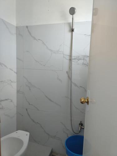 RM8 - Non-AC Second Floor Unit in San Roque Bauan Batangas, Città di Batangas (foto 6)