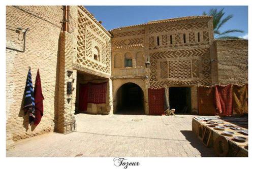Цікаві місця поруч, Maison D'Hotes Dar Fatima in Тозеур