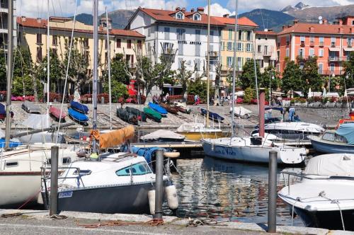Lago Maggiore - Verbania - Appartamento Piano Terra - La Casaccia