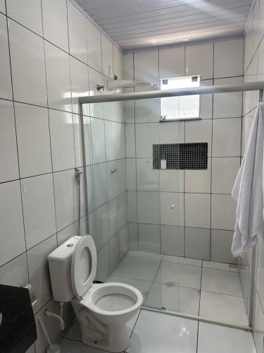 Casa com dois quartos e piscina em mineiros in มิเนโรส