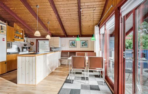 Kitchen, Three-Bedroom Holiday Home In Hemmet in Hemmet