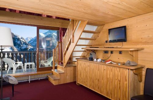 Madame Vacances Hôtel Ibiza - image 4