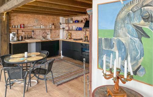 virtuve, Gorgeous Home In Blankahom With Wifi in Blankaholm