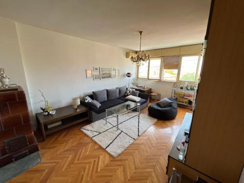 Shared condo by Zadar Oldtown and beach 400 m away - image 5