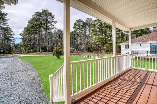 Beachin' at the Cove - Golf course, Shared pool & more!, Greenbackville