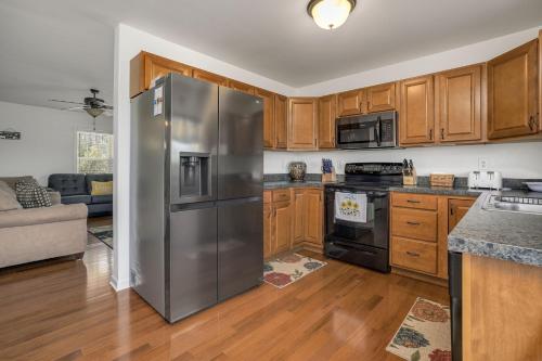Beachin' at the Cove - Golf course, Shared pool & more!, Greenbackville (Foto 10)