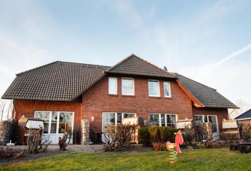 Bauernhof Höper-Rauert - Reihenhaus 4 (Bauernhof Hoper-Rauert - Reihenhaus 4) in Neujellingsdorf