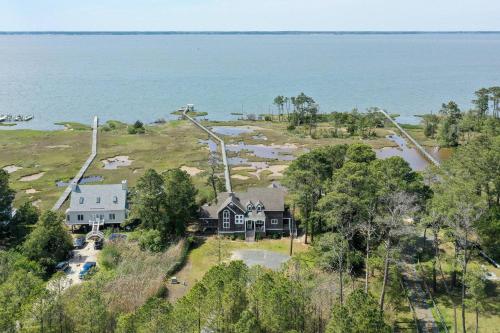 Castlebar - Luxury waterfront home with Private dock!, Deep Hole (foto 3)