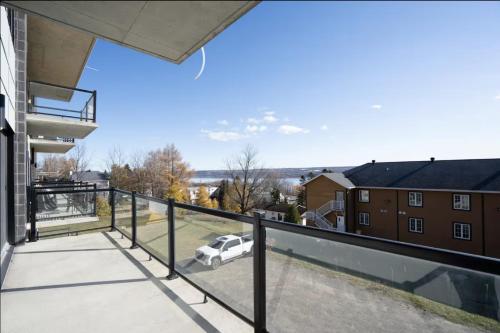 Seadmed, INITIAL - ESPACE SOLEIL - Chutes-Montmorency + VUE in Boischatel (QC)