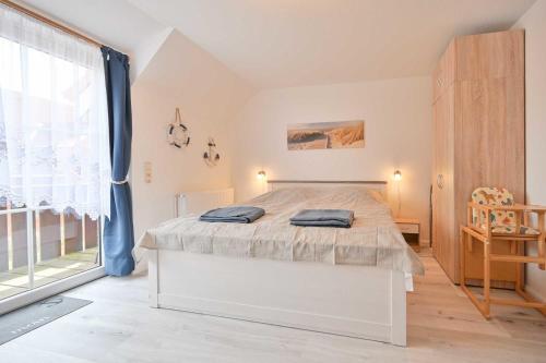 Apartment image 5