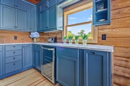 Creek House - Waterfront Oasis on Holden