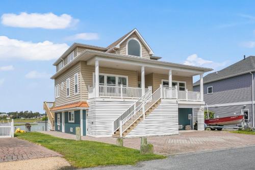 Diving Duck - Waterfront home w Hot tub & Boat dock & King Bed, Greenbackville (Foto 4)