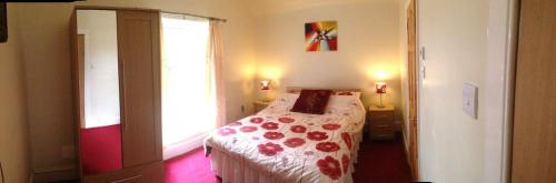 Grant Arms Hotel Room Type - Double Room with Private Bathroom