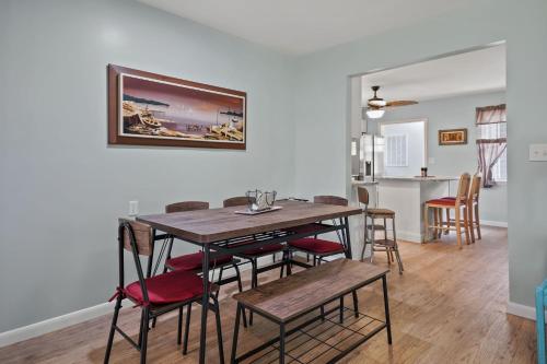 Escape at Deep Hole Hideaway - Pet friendly duplex!, Deep Hole (фото 10)