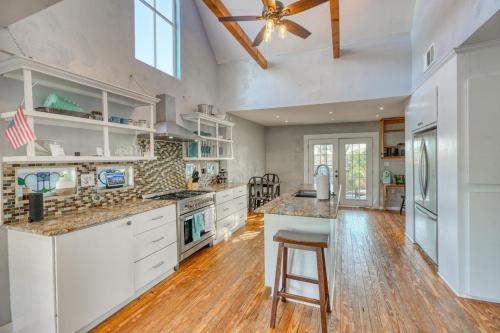 Abode at 311, Marble Falls (fotografie 4)
