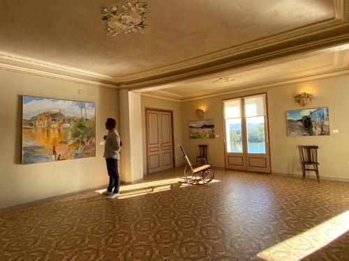 Programlehetőségek, Palau de Miravet, casa monumento y galería de arte frente al río Ebro (Palau de Miravet, casa monumento y galeria de arte frente al rio Ebro) in Miravet