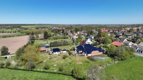 Villa Merle mit privatem Indoorpool in Rühn