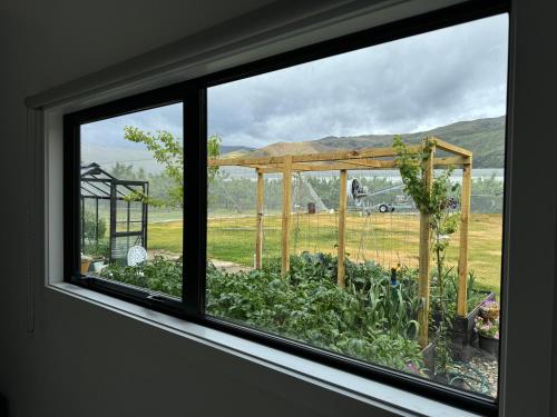 Comfortable Barn Stay on Private Rural Property in Cromwell in Cromwell