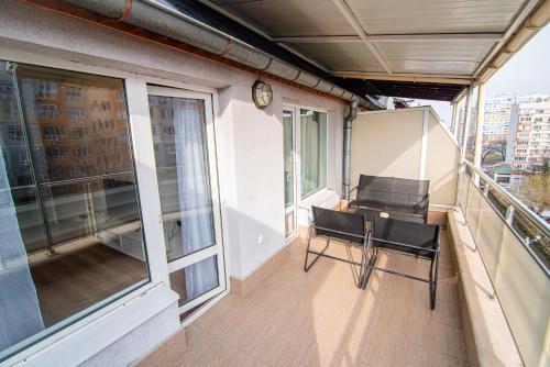 Alex's Sunny Place Alex's Sunny Place