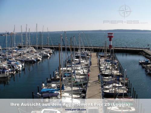 Apartment 25, Pier 25, Apartmenthaus Hafenspitze Blickrichtung offene SeeStrand in Eckernforde