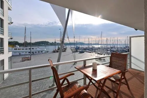 Apartment 1 "Nordlicht" - Blickrichtung Binnen- und Yachthafenoffenes Meer in Eckernförde, Deutschland