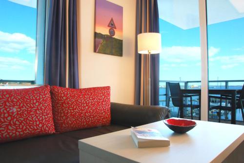 Apartment 24, Pier 24, Blickrichtung offene SeeBinnenhafen Nord, Eckernförde (foto 4)