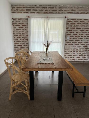 Létesítmények, Salir del Cráter Apart VALENTIN (Salir del Crater Apart VALENTIN) in Los Sarmientos