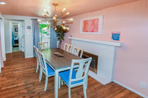 設施, Super Cute Five Bedroom Home in Denver Perfect For Girls Trips in 漢普登