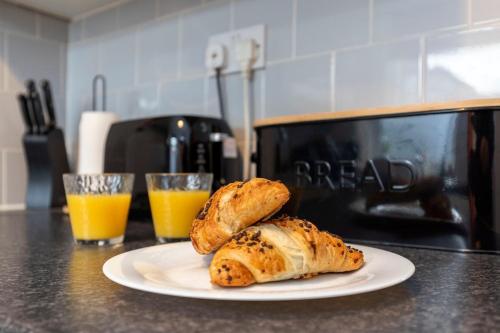 The Terrace by the Market in กริสโบโร่