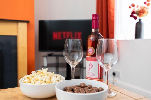 The Terrace by the Market in กริสโบโร่