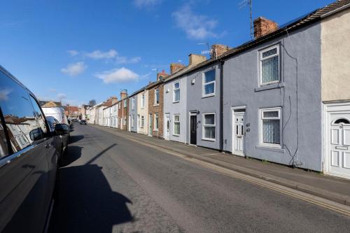 The Terrace by the Market in กริสโบโร่