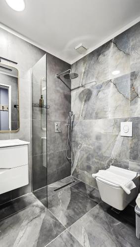 Daisy Rooms City Centre, Tirana (zdjęcie 7)