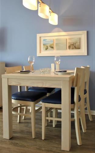 Apartment 29 "Heimathafen 29", Apartmenthaus Hafenspitze, Blickrichtung InnenstadtBinnenhafen in Eckernforde