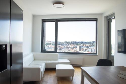 Apartment with sunset view over Bratislava, Nivy (zdjęcie 10)