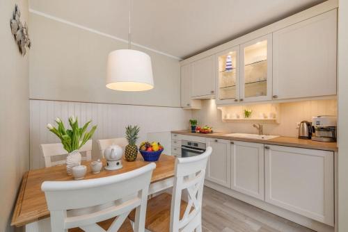 Apartment image 10