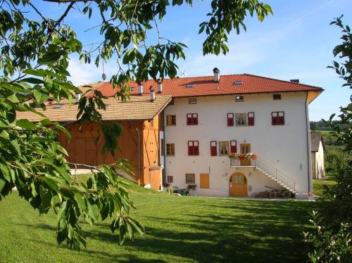 Agritur Maso San Bartolomeo - Hotel - Romeno