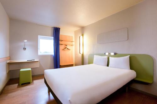 ibis budget Grigny Centre