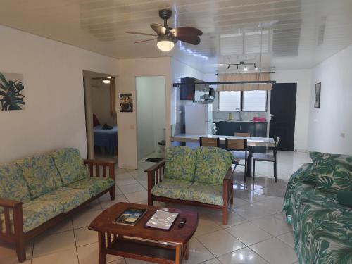 Pensión Fare Ara Huahine (Pension Fare Ara Huahine) in Isla Huahine