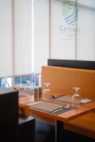 Iloilo Gateway Hotel and Suites