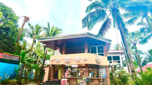 BEACH HOUSE - Appleton Liitle Paradise Beach Resort & Restaurant, Real (photo 2)