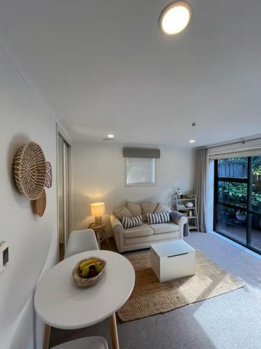Auckland Coastal Hideaway Castor Bay Beach, Auckland