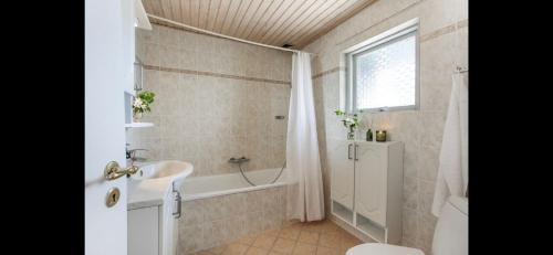 Helt i natur og tæt pa stranden in Koge