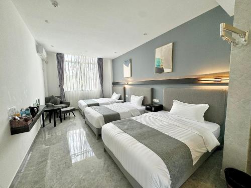 Begonia resort Room Type - Standard Triple Room