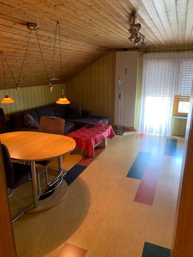 klimatisiere Dachwohnung in Weinsberg-Gellmersbach in Weinsberg, Deutschland