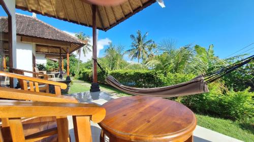 Frangipani Inn & Restaurant Room Type - Deluxe Suite with Sea View