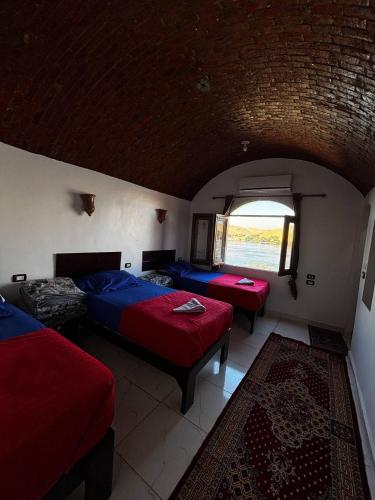 Ajwa Guest House Room Type - Budget Triple Room