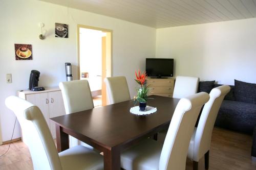 Bungalow mit Pool in Pruchten, Deutschland