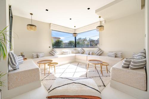 設施, Villa Moderne avec Piscine Privée - Proche de Nice (Villa Moderne avec Piscine Privee - Proche de Nice) in 卡爾羅