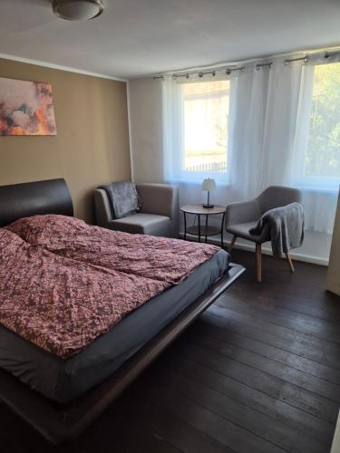 Haus Evelynchen Apartment 1 Deutschhof in Fehrbellin
