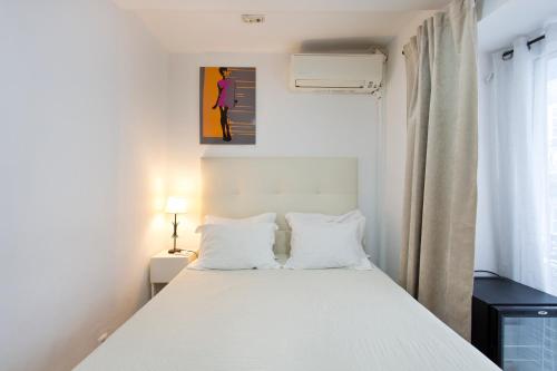Economy Double Room image 3